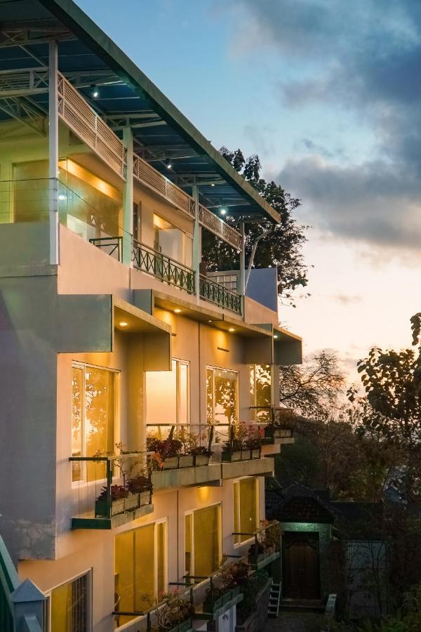 Bella Vista Premium Homestay Banyuwangi  Exteriör bild